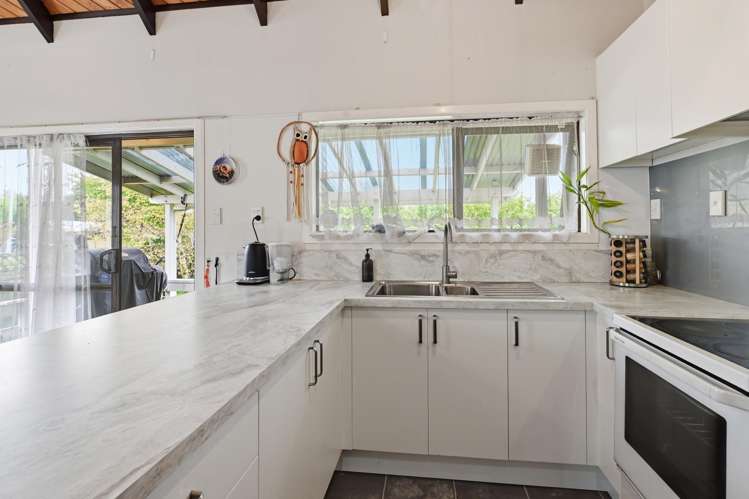 19 Larch Street Victoria_6