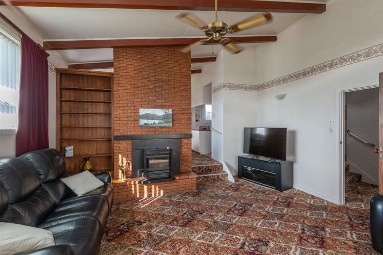 37 Churchill Avenue Allenton_9