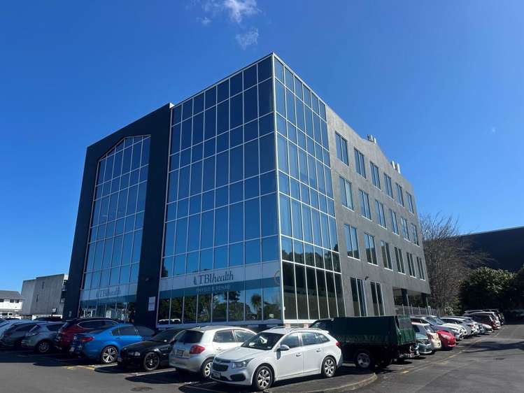 626 Great South Road_0