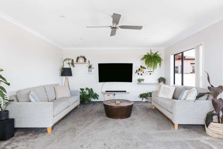 16 Thornlea Drive Welcome Bay_5