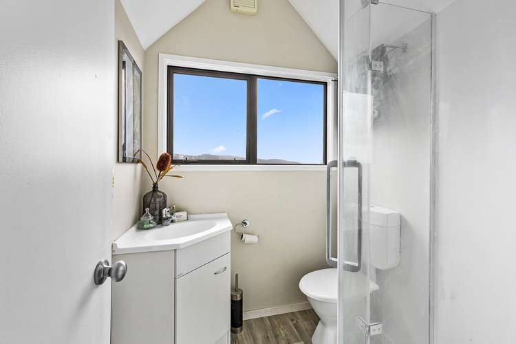 7 Cobar Close Maupuia_14