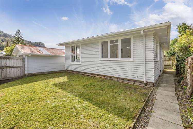 8A Frederick Street Tawa_7