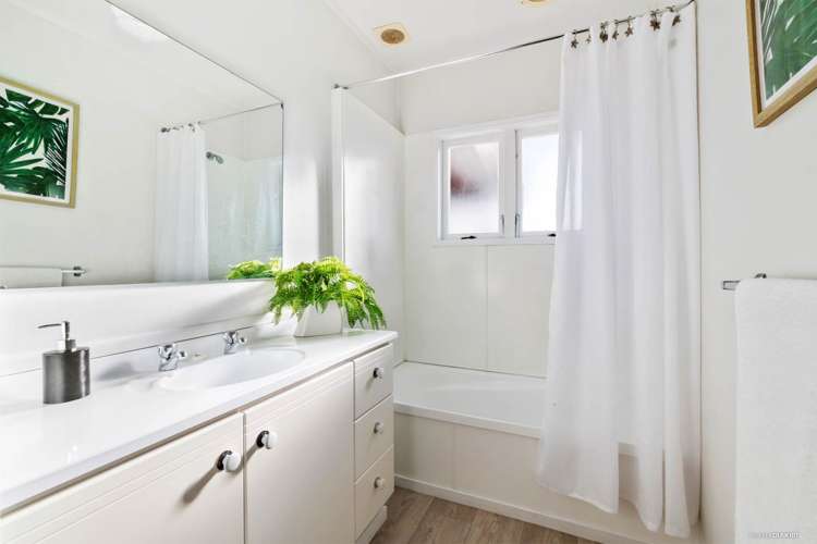 17 Pinero Place Bucklands Beach_10