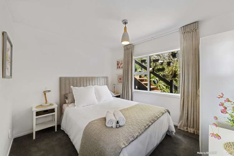 68 Owhiro Bay Parade Owhiro Bay_10