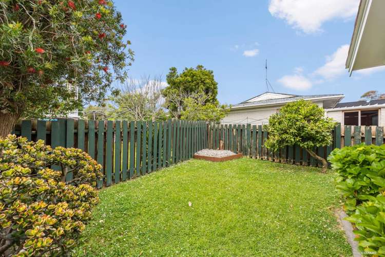 1/10 Aberfeldy Avenue Highland Park_22