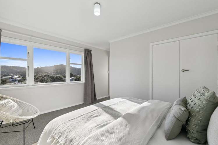 3 Grenfell Drive Karori_10