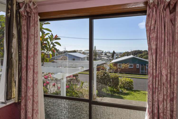 3 George Street Waitara_15