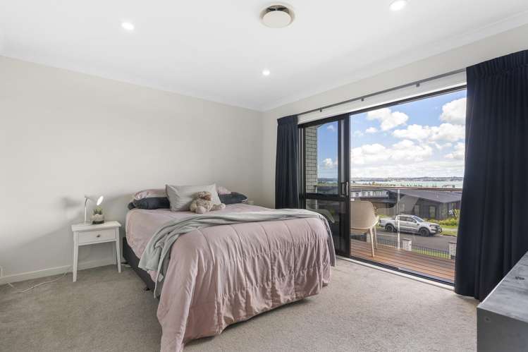8 Keshvara Road Beachlands_21