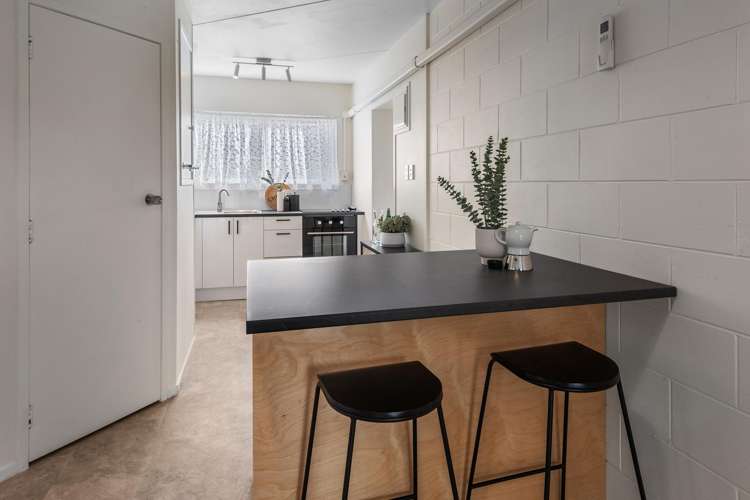 4/10 Cooke Street Avenues_2