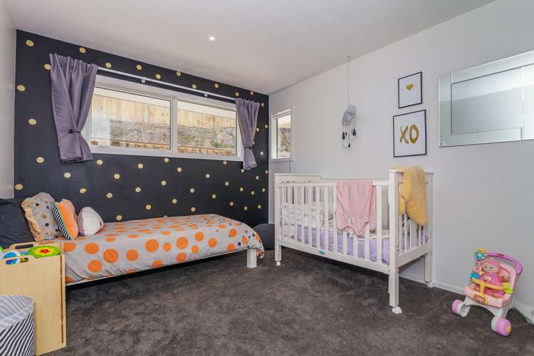 32 King Charles Drive Kingsley Heights_11