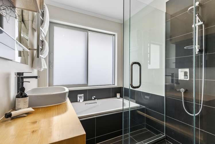 2/12 Beatrice Avenue Hillcrest_16