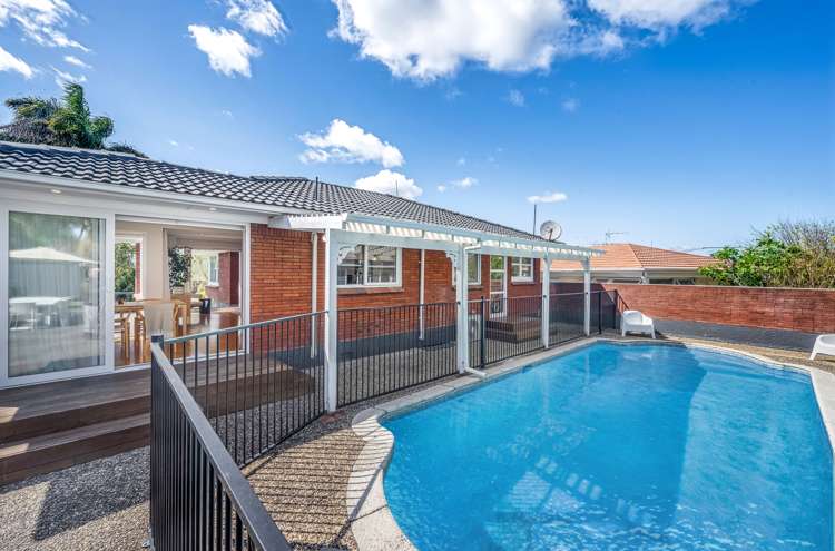 7 Pooley Street Pakuranga Heights_23