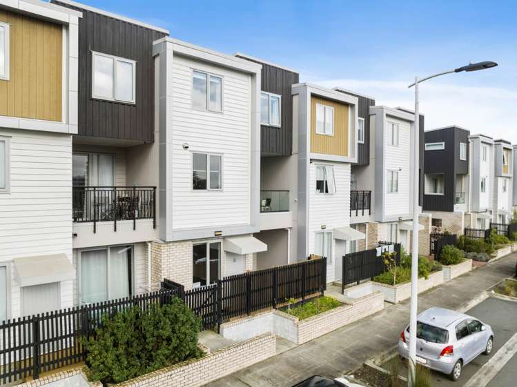 23 Ceramic Lane New Lynn_15