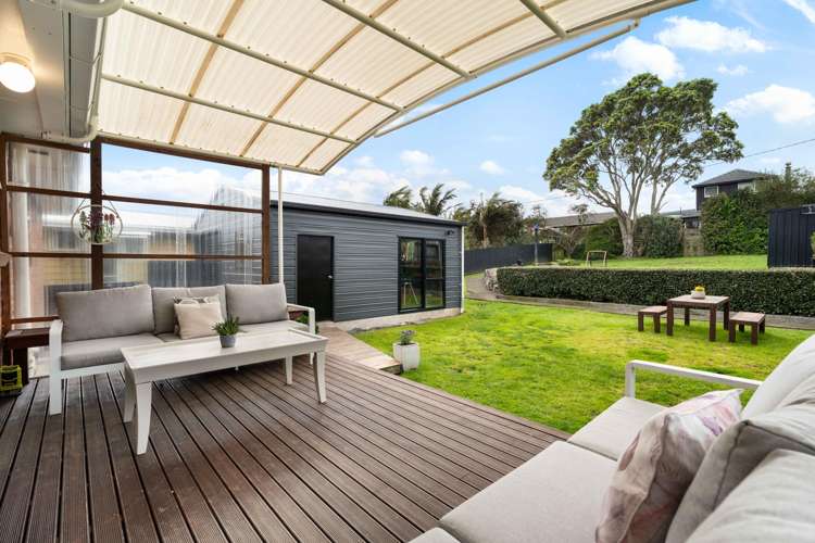 71 Wallace Road Mangere Bridge_5