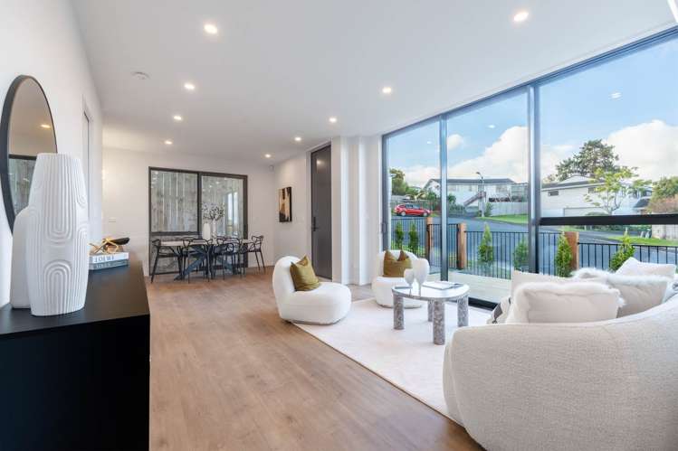 1-4/16 Tetrarch Place Totara Vale_5