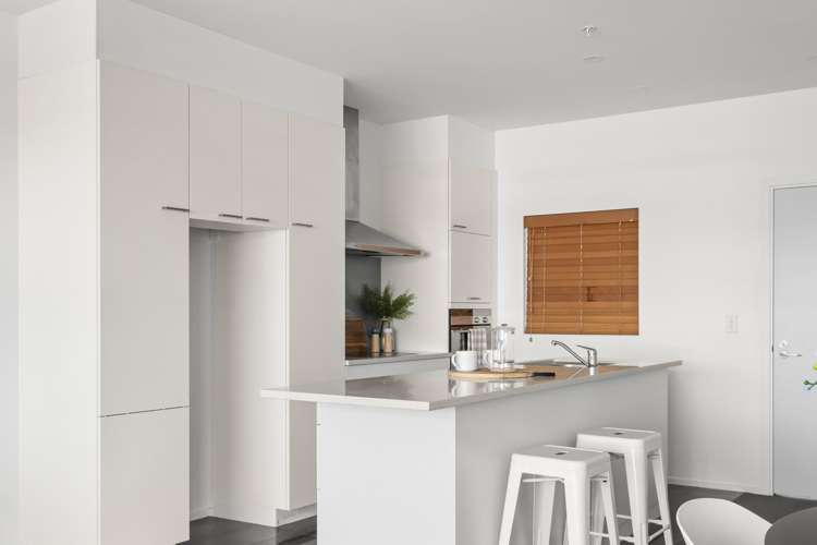 303/4 Reads Quay Gisborne_6