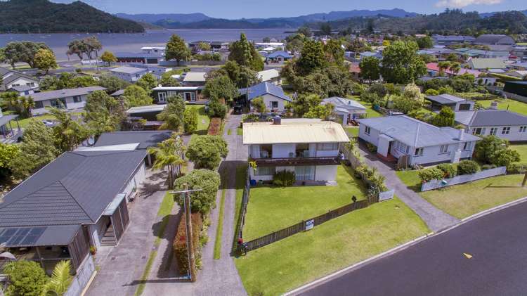 8b White Street Whitianga_1