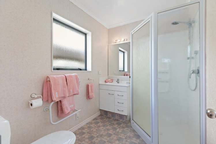 18 Rosberg Place Mount Maunganui_11