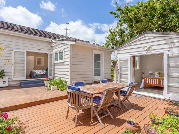 16 Park Hill Road Birkenhead_15