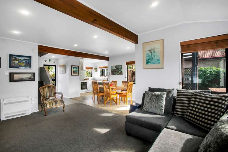 15b Montrose Street Point Chevalier_5