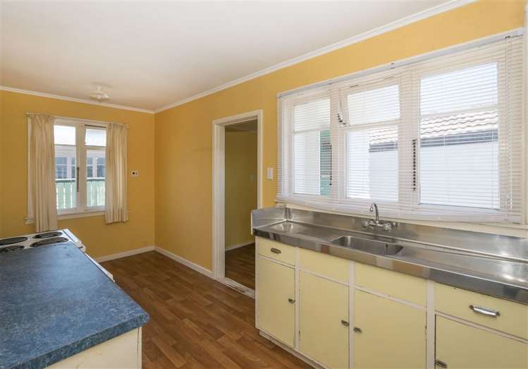 174 Maxwell Road Redwoodtown_4