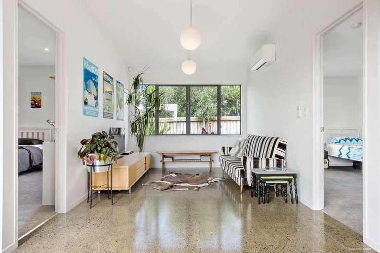 31 Columbia Crescent Beachlands_8