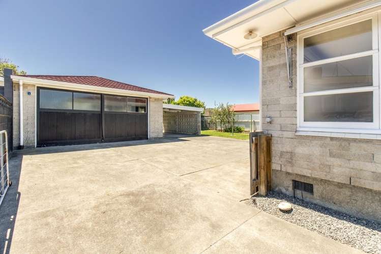 15 Wyatt Avenue Onekawa_12