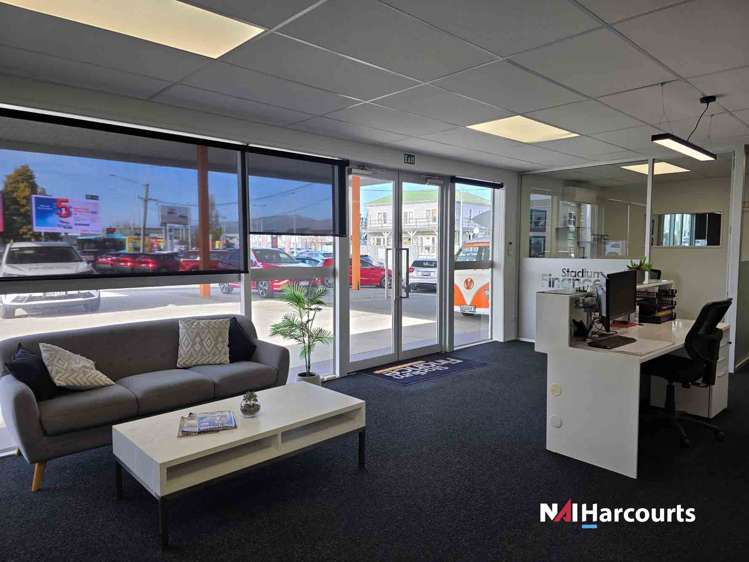 206 Ferry Road Waltham_27