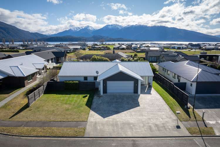 16 Broughton Place Te Anau_21