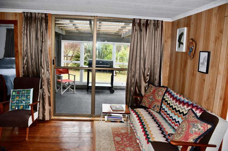 2 Hunter Street Karamea_15