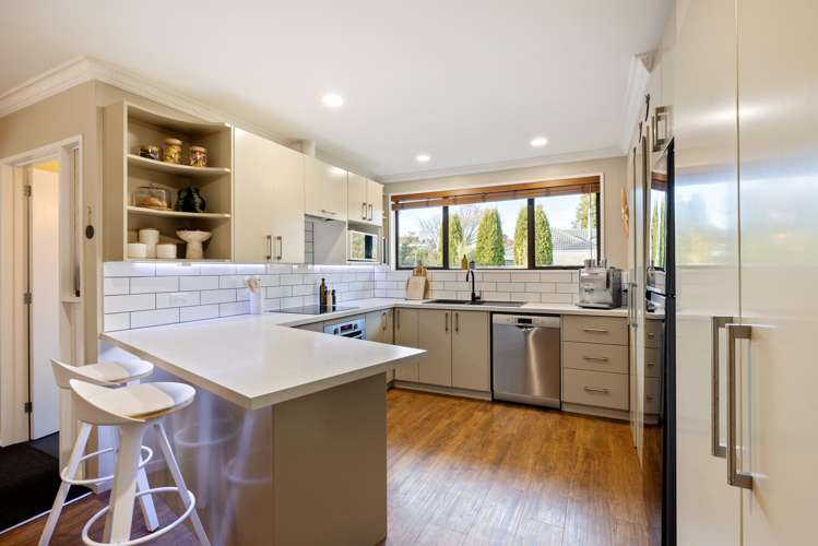 27B Montclare Avenue_2