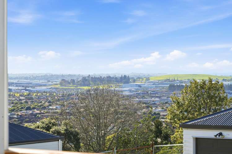 86 Joseph Street Flat Bush_24