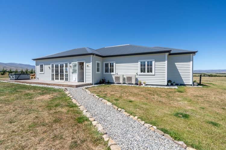 721 Racecourse Road Omakau_22