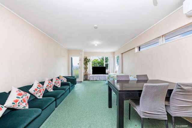 2/8 Russell Road Manurewa_2