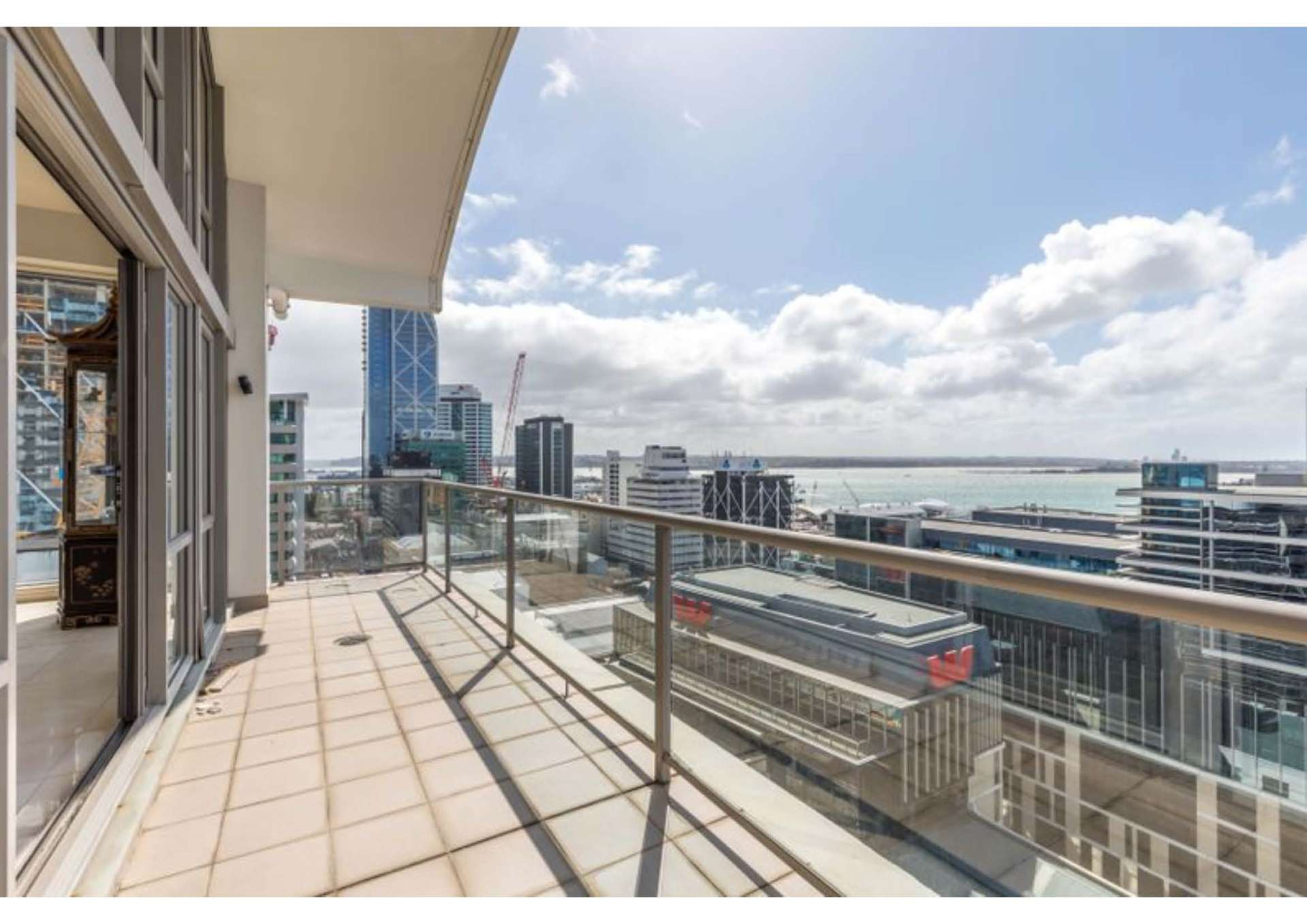 15F&15G/1 Emily Place Auckland Central_0