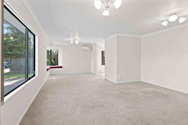 30 Caversham Drive 2612_4