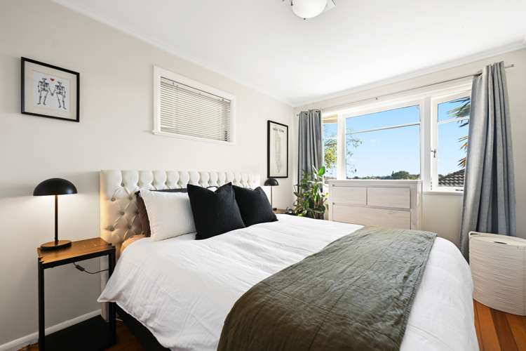 7a Kahikatea Drive Melville_8