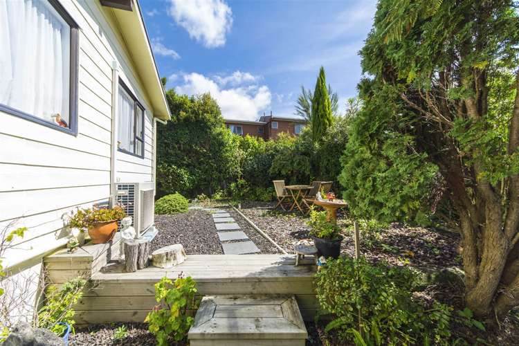 2/5 Akehurst Avenue New Lynn_20