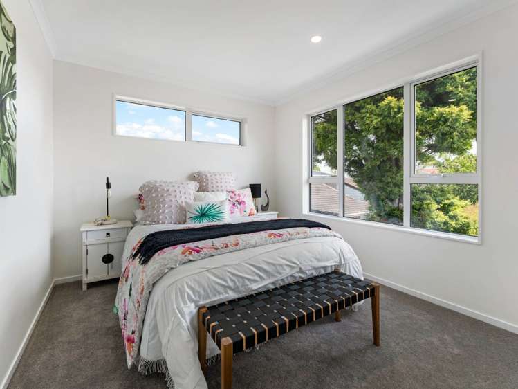 89C St Annes Crescent Wattle Downs_8