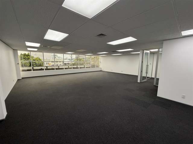 130 Broadway Newmarket_1