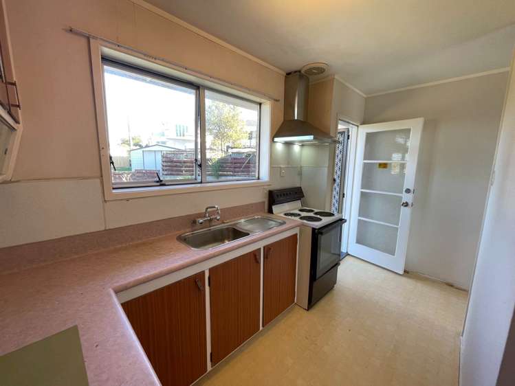 2/6 Longbill Place Glendene_4
