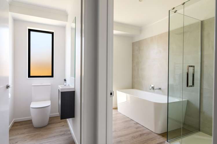 55 Oakdale Grove Richmond_11