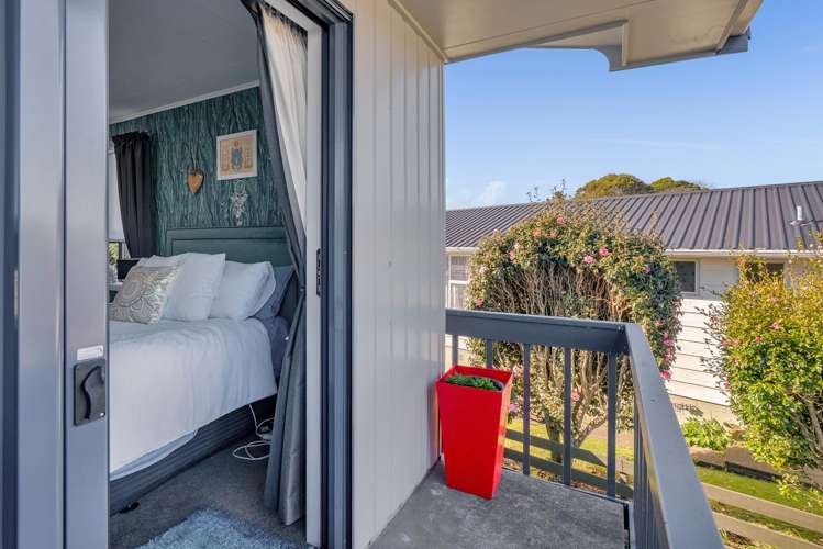 23 Clifton Drive Waitara_9