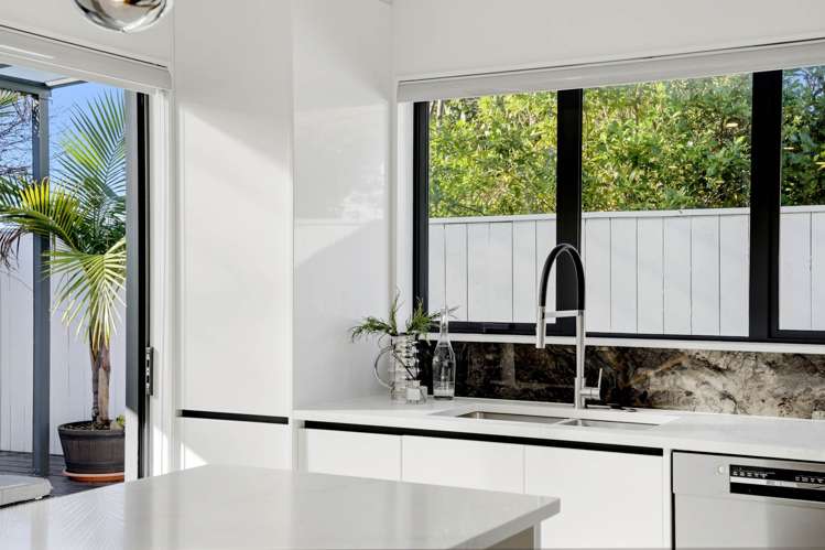 17A Winhall Rise Remuera_10