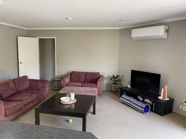7 Whitford Place 2612_4