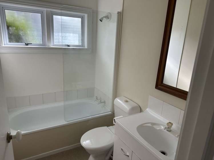 1/9 East Coast Road Milford_12