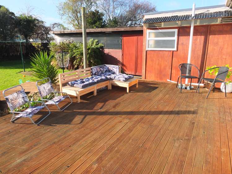 63 Cook Street Foxton_17