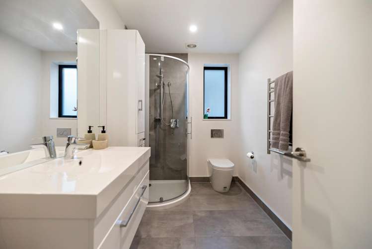 10 Saint Lauras Lane Queenstown_15