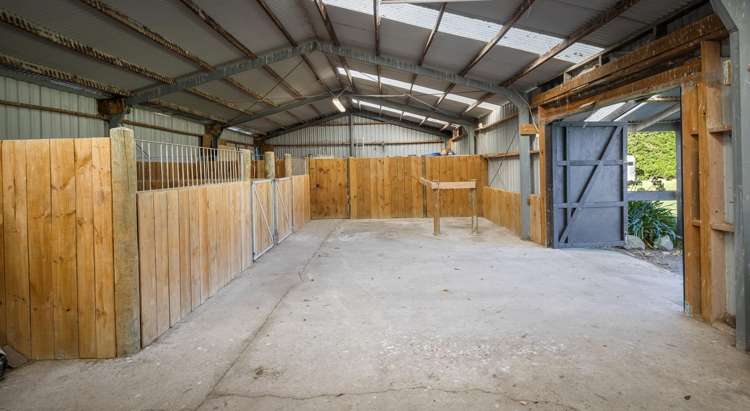 2122 Wards Road, Charing Cross, Darfield_20