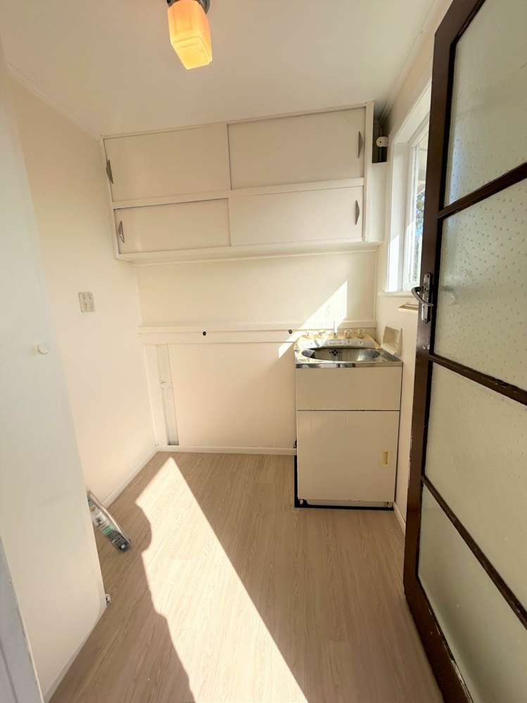 19 Falkirk Street Blockhouse Bay_13